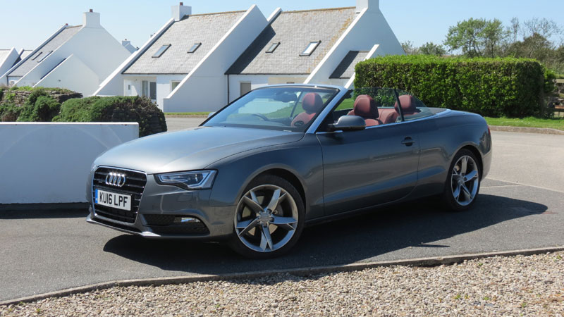 Audi A5 Cabriolet 2.0 TFSI quattro SE 230 PS S Tronic at the holiday homes built in the grounds of the St. Moritz Hotel at Trebrethrick