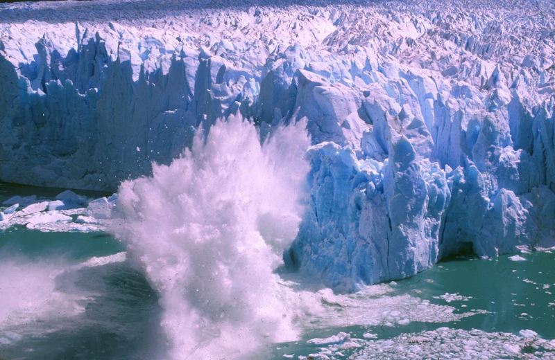 Perito Moreno glacier meets Lago Argentino